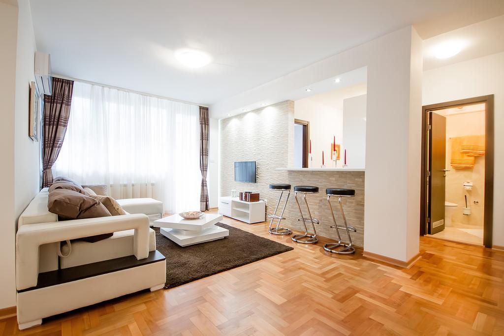 Apartments King Milan, City Center Belgrado Camera foto