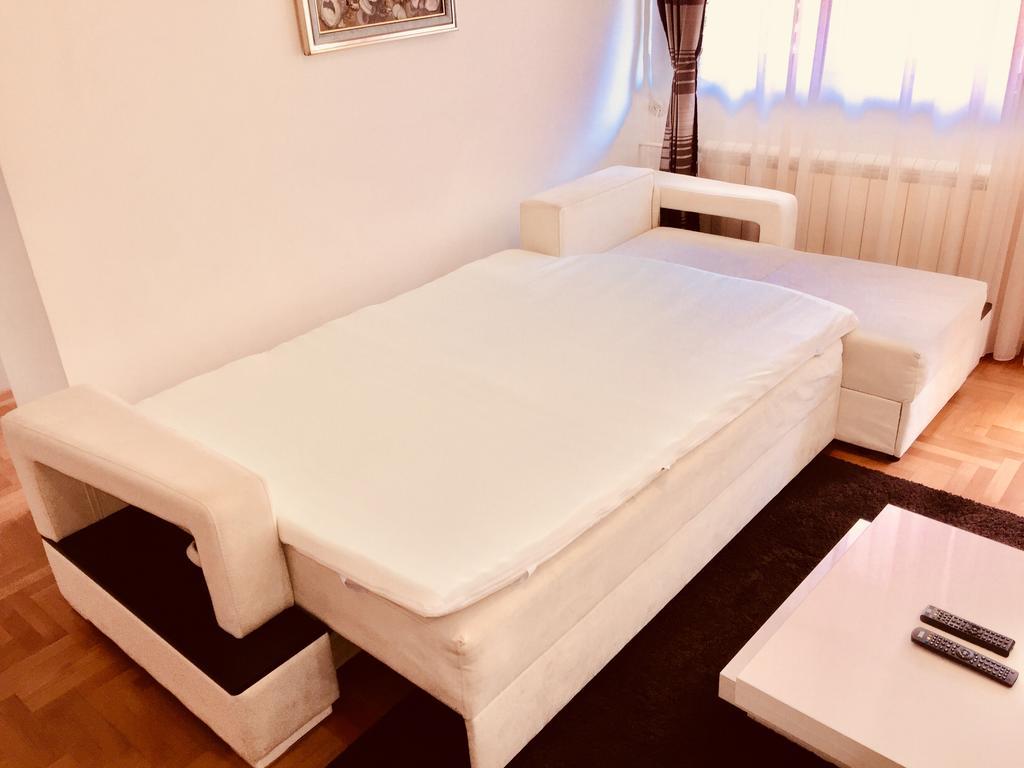 Apartments King Milan, City Center Belgrado Esterno foto