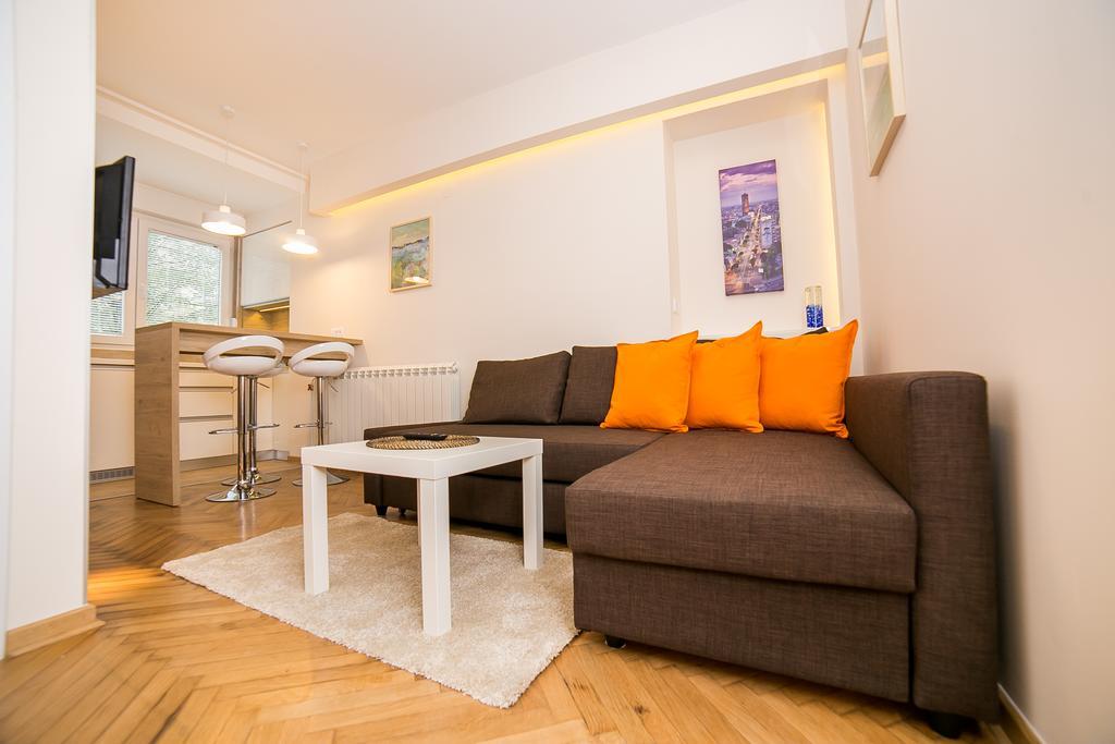 Apartments King Milan, City Center Belgrado Esterno foto