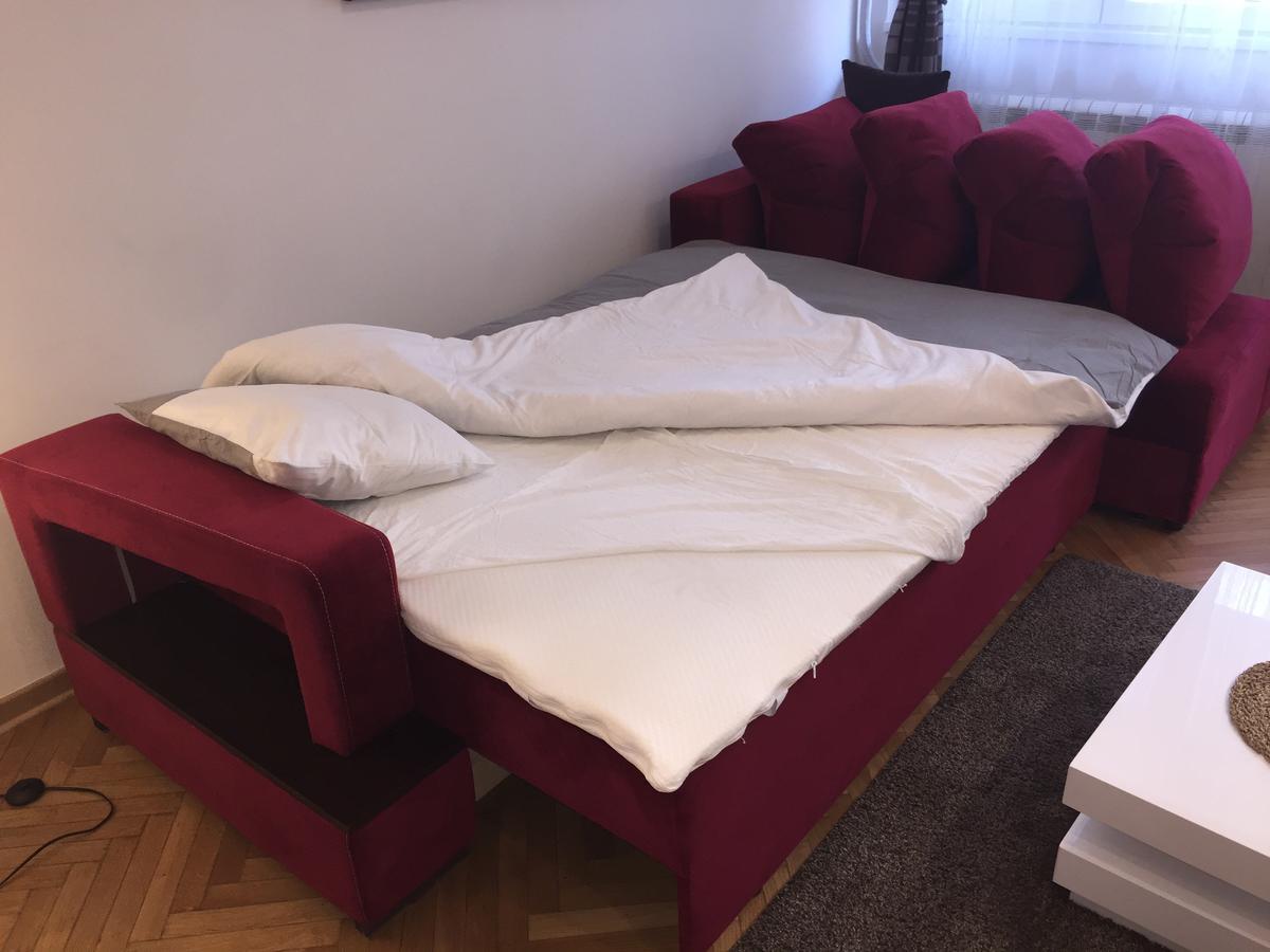 Apartments King Milan, City Center Belgrado Esterno foto